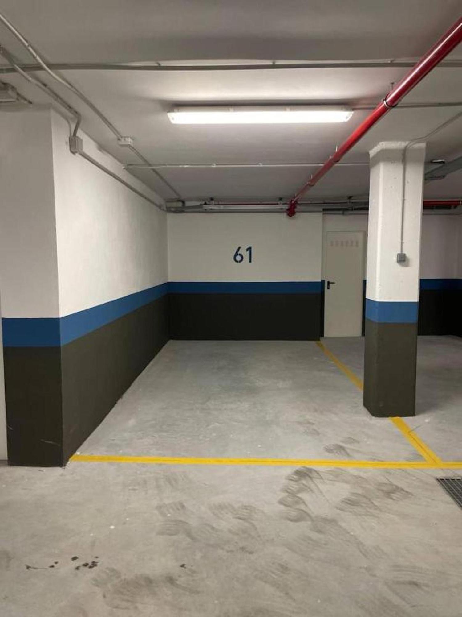 Apartamento En Casco Historico Con Terraza Comunitaria Y Parking Opcional Granada Esterno foto