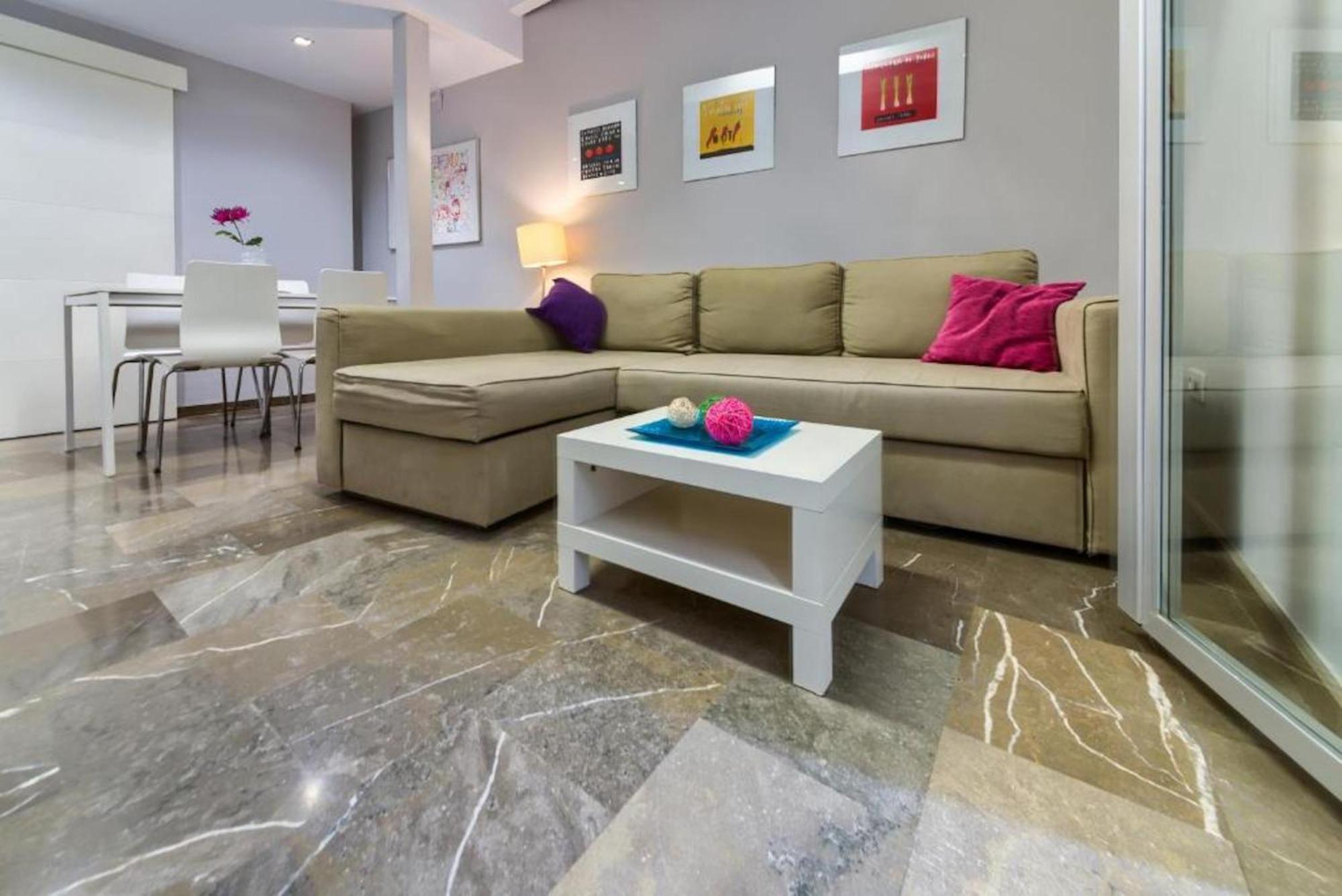 Apartamento En Casco Historico Con Terraza Comunitaria Y Parking Opcional Granada Esterno foto