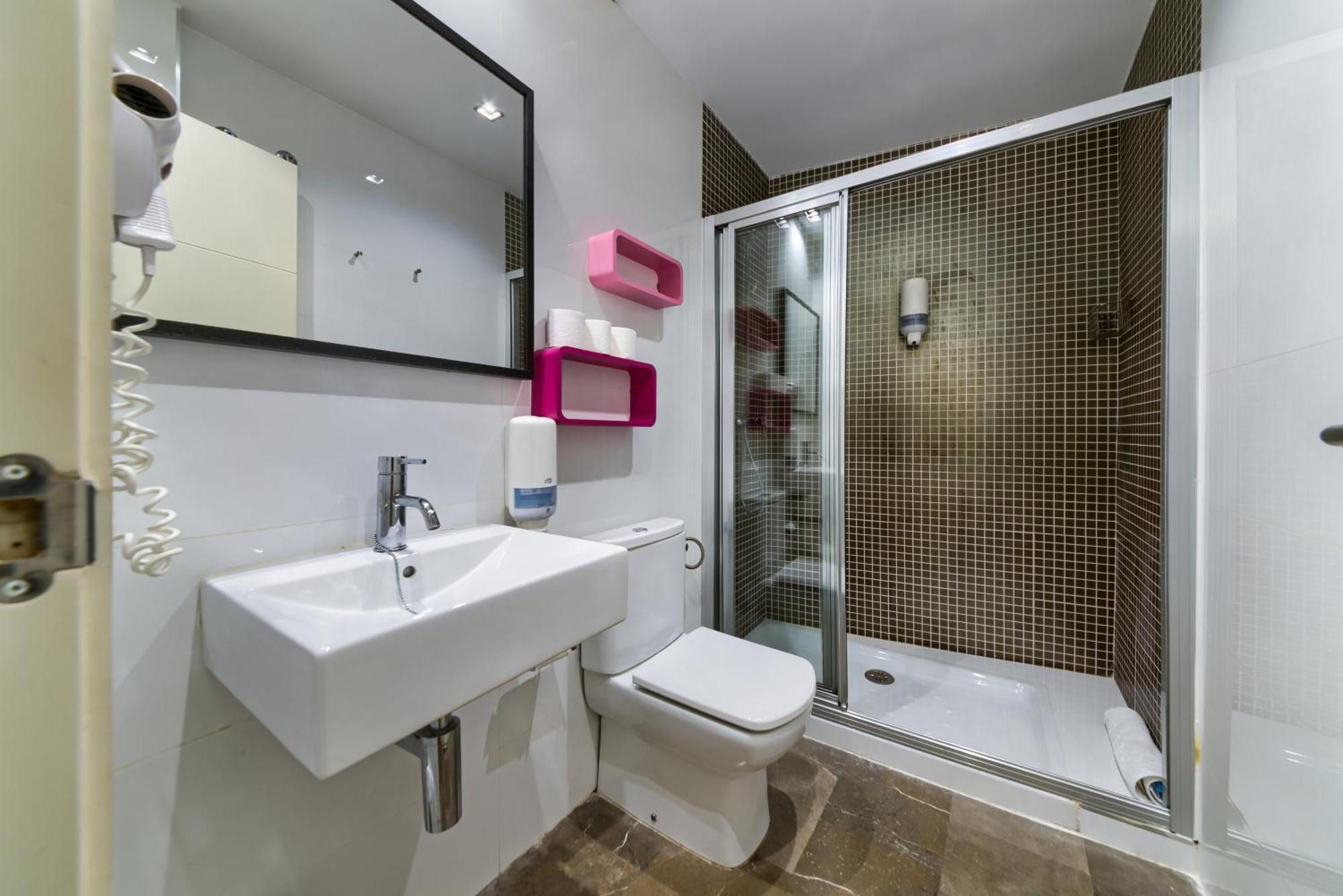 Apartamento En Casco Historico Con Terraza Comunitaria Y Parking Opcional Granada Esterno foto