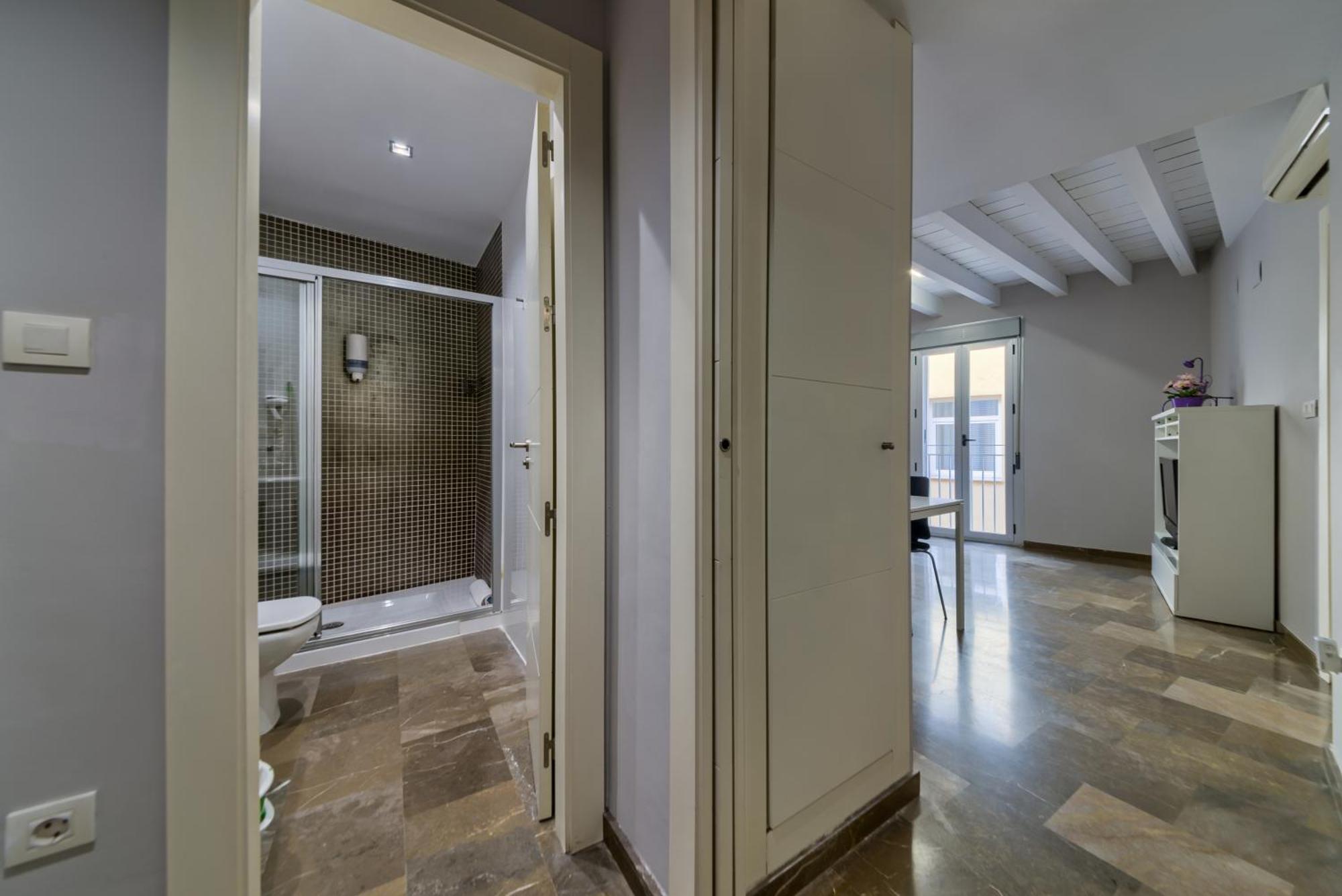 Apartamento En Casco Historico Con Terraza Comunitaria Y Parking Opcional Granada Esterno foto